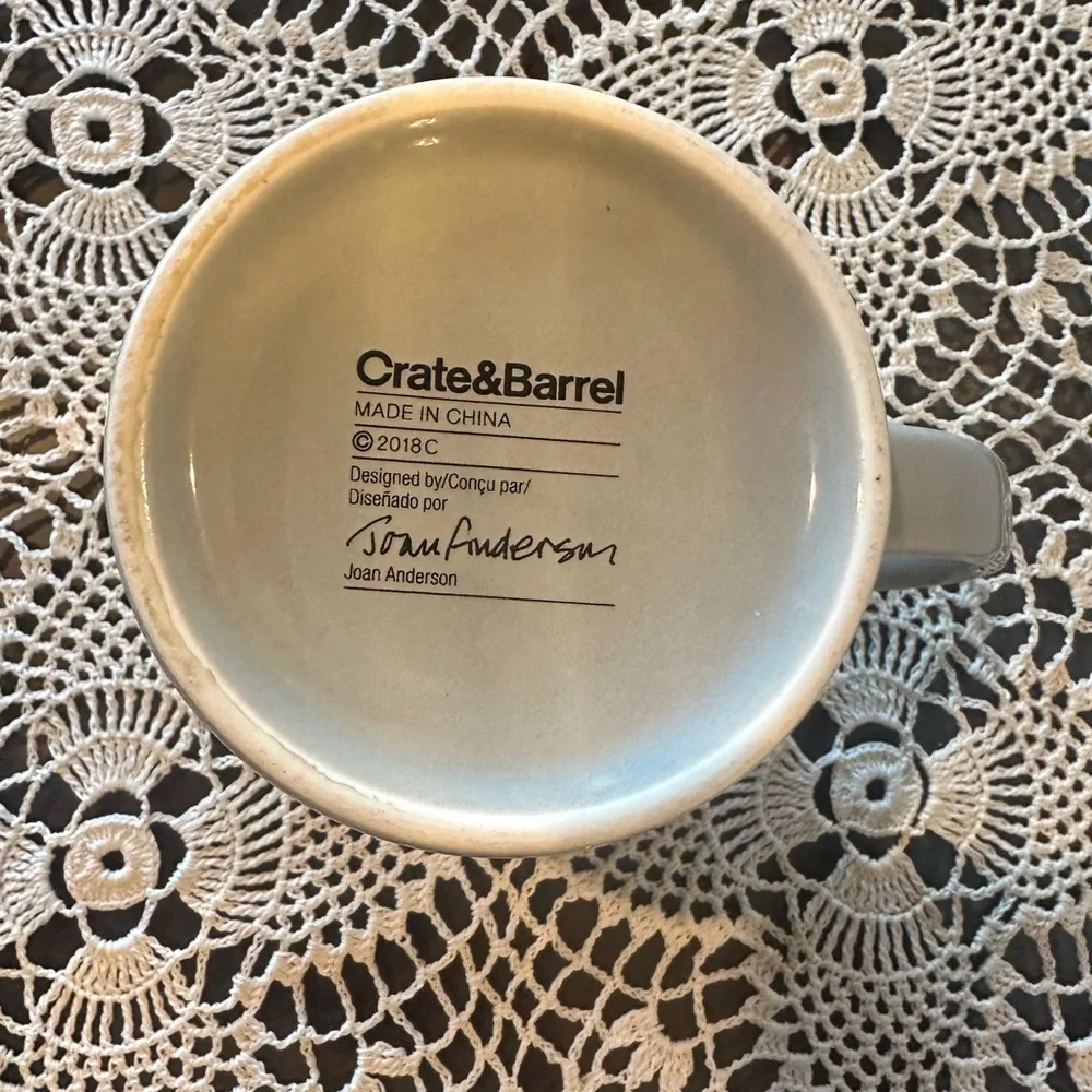 Crate&Barrel Joan Anderson Winter Holiday Critters Mug